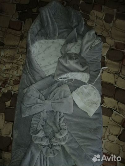 Красивый комплект на выписку