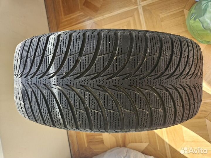 Goodyear UltraGrip Ice 215/55 R17