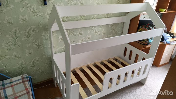 Детская кровать домик бу