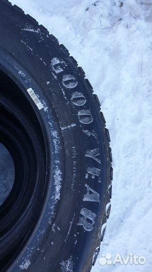 Goodyear Ultragrip Ice Arctic 225/55 R16 95T