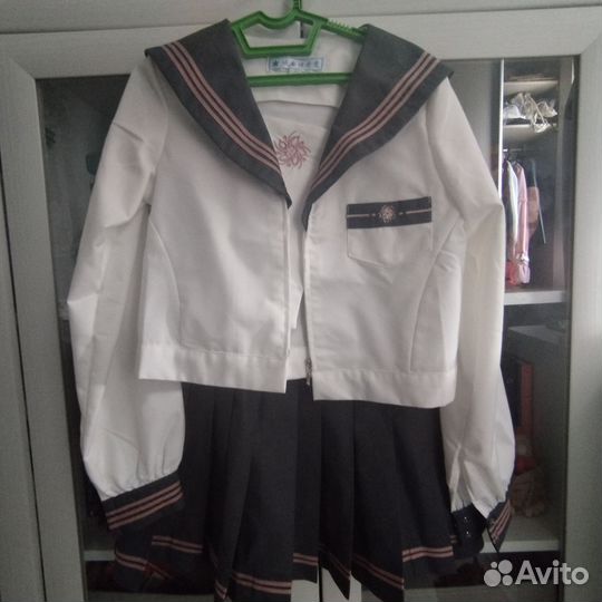 Японская школьная форма