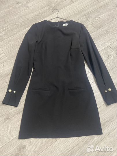 Коктейльное платье 44