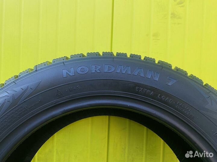 Ikon Tyres Nordman 7 215/70 R15 98T