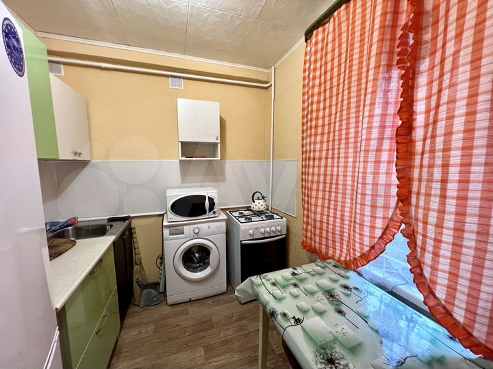 2-к. квартира, 50 м², 1/5 эт.