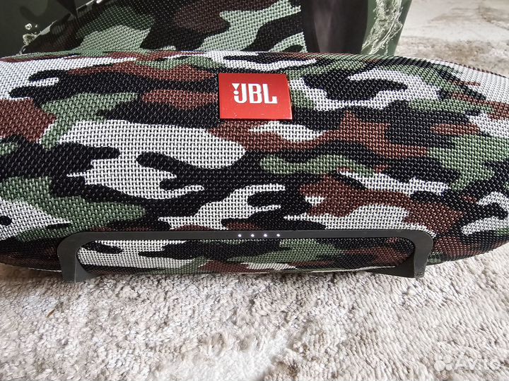 Портативная колонка JBL Xtreme