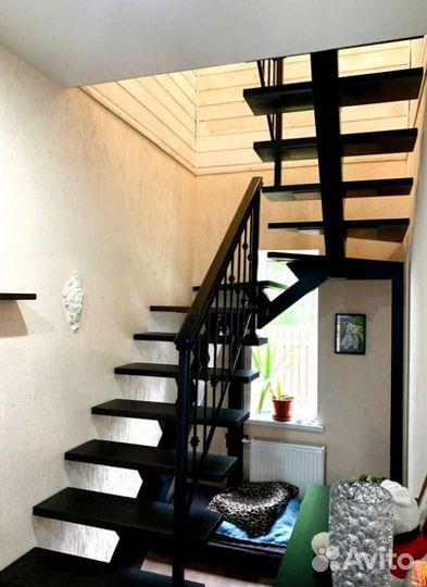 Лестница из листового металла