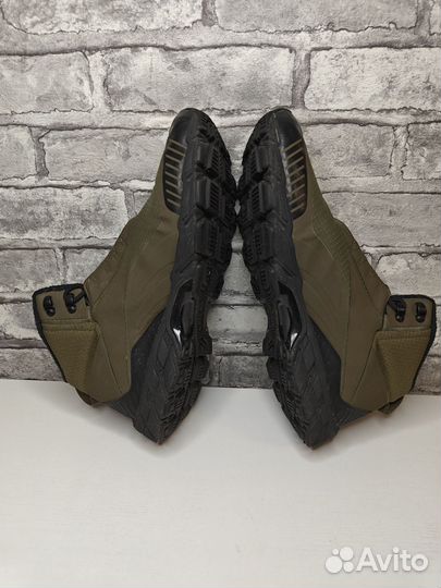 Зимние кроссовки Reebok