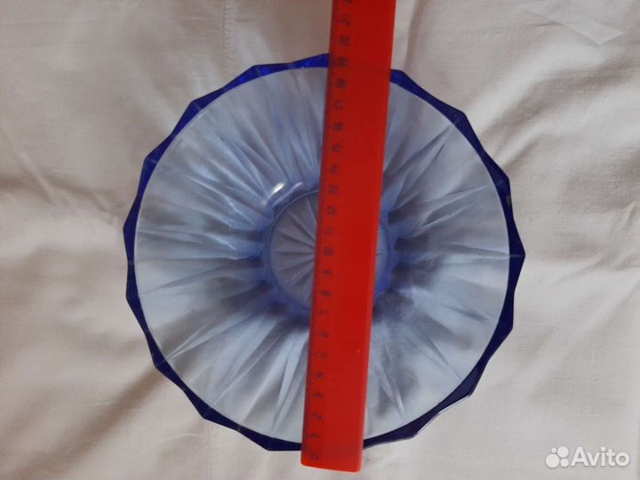 Салатница. Стекло цветное