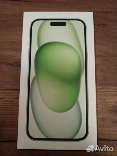 Смартфон Apple iPhone 15 256GB Green sim/e-sim