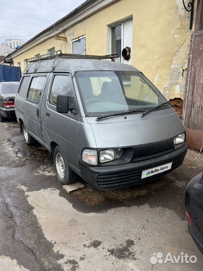 Toyota Town Ace 2.2 AT, 1995, 320 000 км