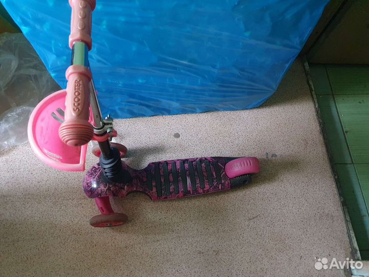 Самокат детский трехколесный