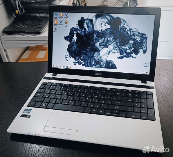 Ноутбук Acer 15.6/Gf520m/i5/4Gb/SSD+HDD
