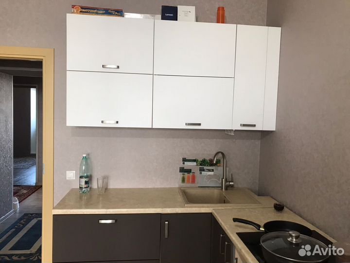 Замена/ремонт/перетяжка фасадов кухни