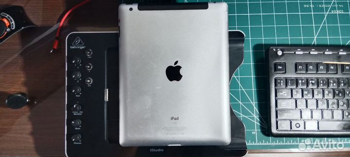 Behringer istudio is202 -муз. док-станция для iPad