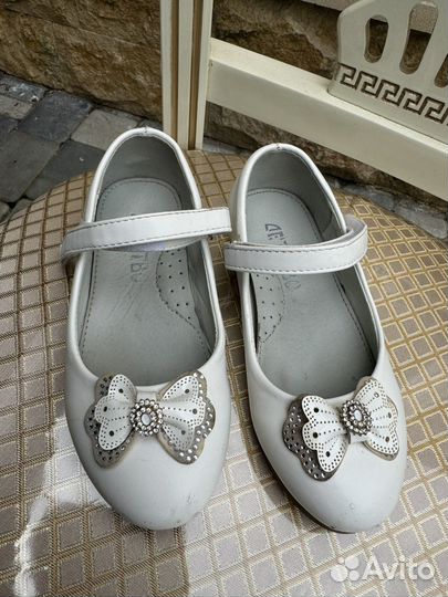 Туфли для девочки