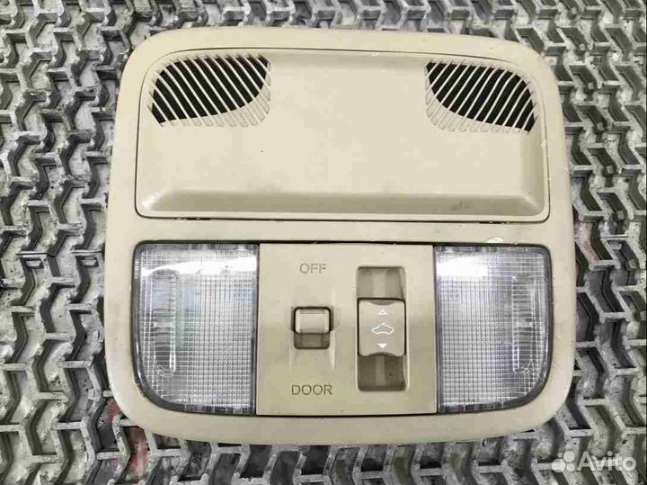 Фонарь салона (плафон) Honda Accord