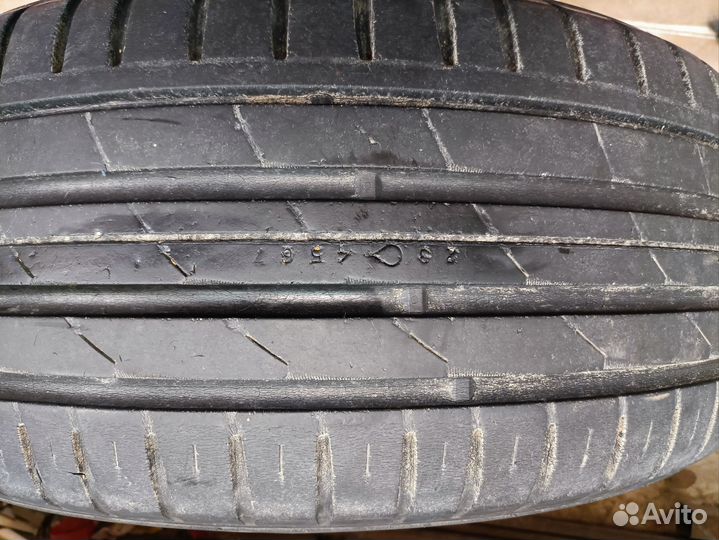 Nokian Tyres Hakka Z 235/55 R18 104