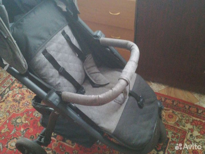 Прогулочная коляска бу