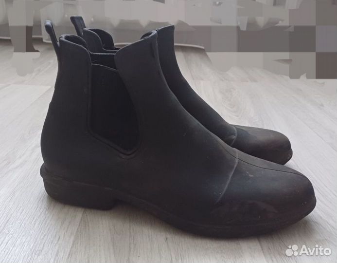 Ботинки,краги,шлем,хлыст-для конного спорта