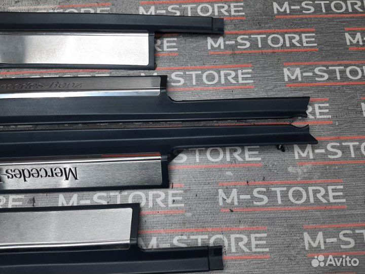 Накладка на порог салона Mercedes-Benz S-Class