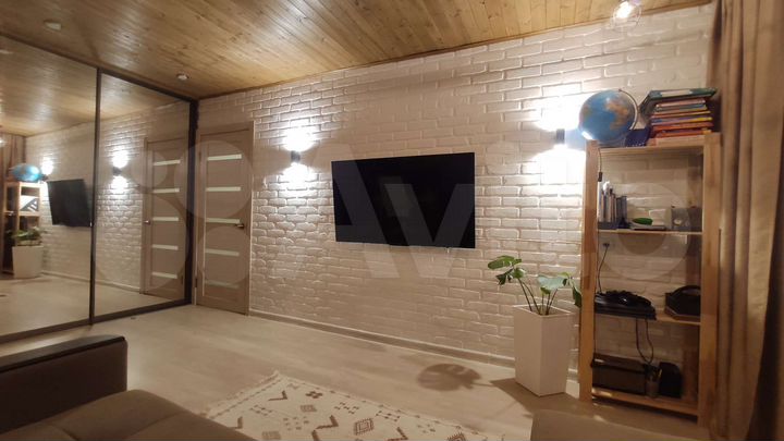 2-к. квартира, 48 м², 5/5 эт.