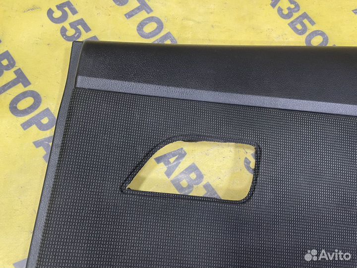 Обшивки двери задней правой Kia Rio 3