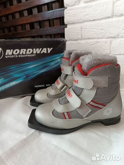 Лыжные ботинки Nordway размер 33-34