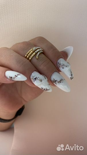 Мастер маникюра