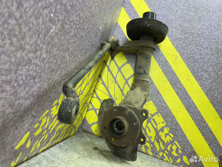 Кулак поворотный в сборе правый 16V Nexia Нексия