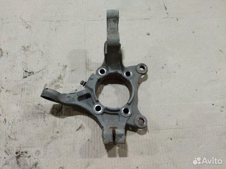 Кулак поворотный передний левый Kia Ceed JD G4FA