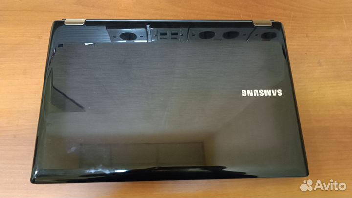 Ноутбук Samsung RF511/i5/8Gb/SSD128/HDD500 GT 540M