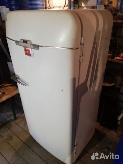 Продаю холодильник бу 