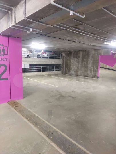 Машиноместо, 14 м²