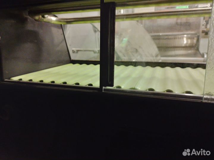 Витрина настольная для суши hoshizaki