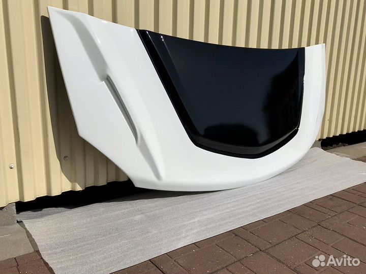 Капот на Газель Next Т Белый с черной серединой