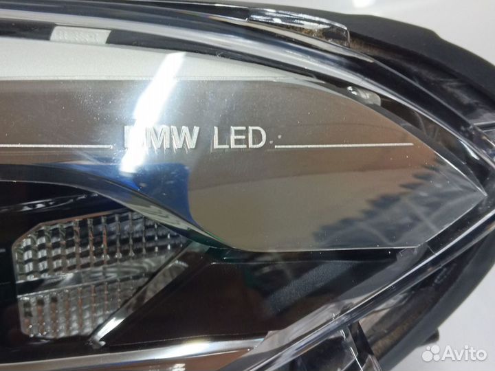 Рестайлинг фара левая BMW F20 LED