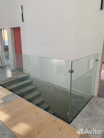 Стеклянные ограждения для балконов