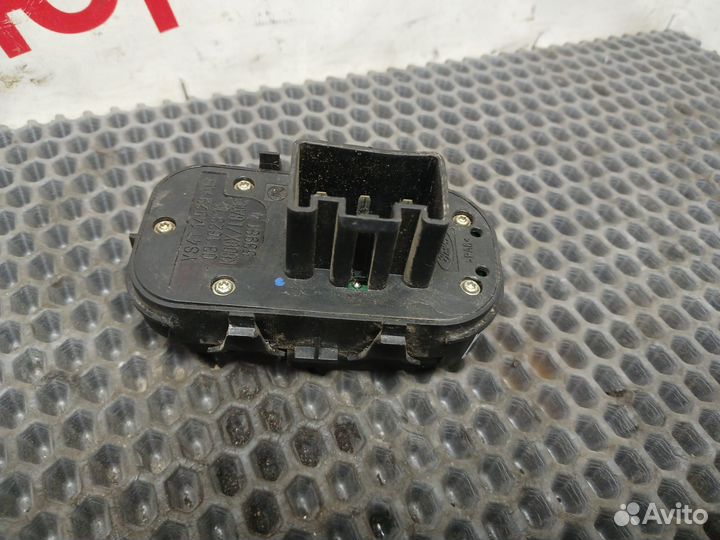 Блок эсп Ford Focus 1