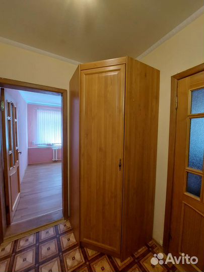 Угловой шкаф