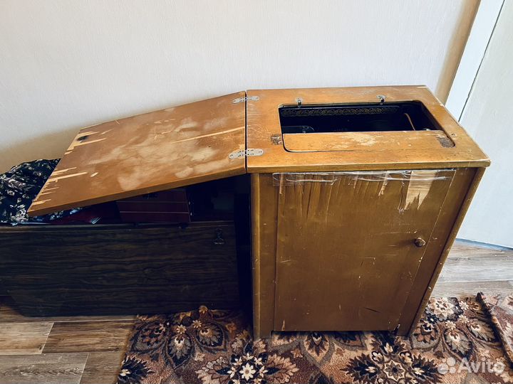 Швейная машинка пмз им. Калинина