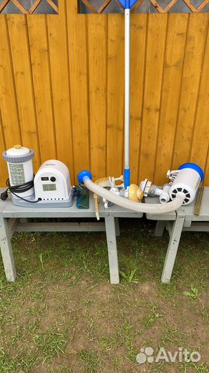 Баcсeйн б/у кapкacный Intех 5м