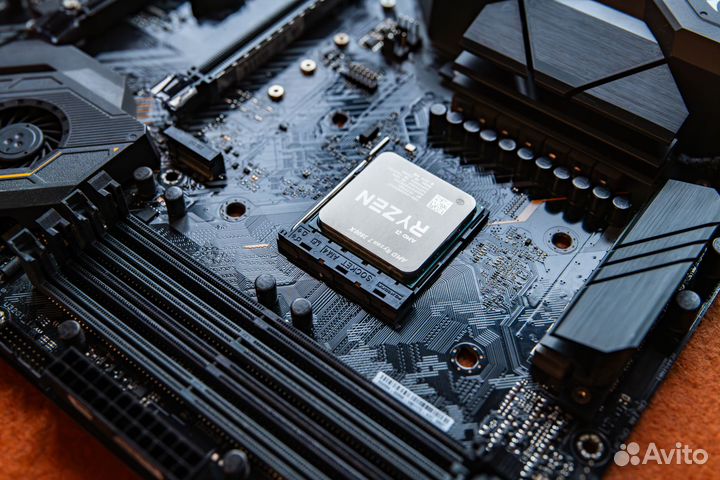 Asus X570 TUF Gaming Plus + Ryzen 3800X - материнс