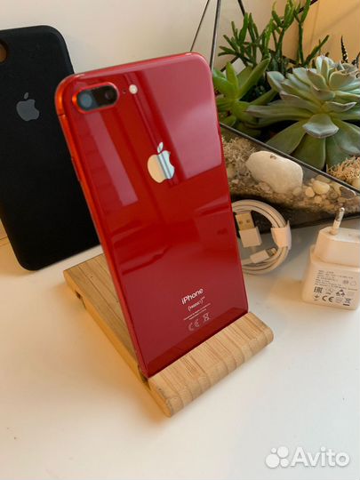 iPhone 8 Plus, 64 ГБ
