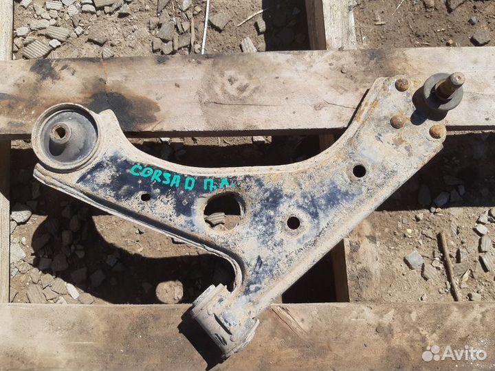 Рычаг передний левый Opel Corsa