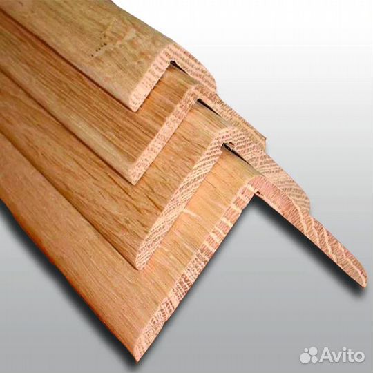 Уголок деревянный