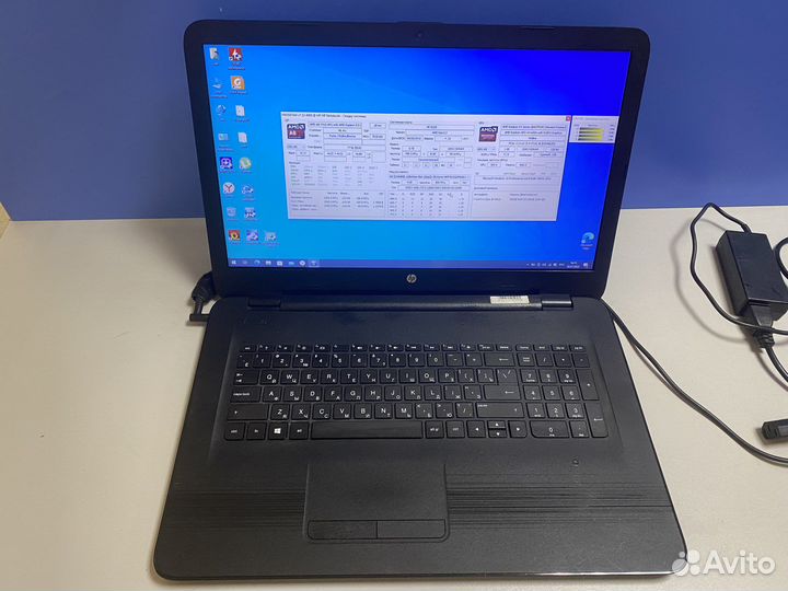 Отличный ноутбук 17' hp 17-y009ur 4 ядра R7 ssd