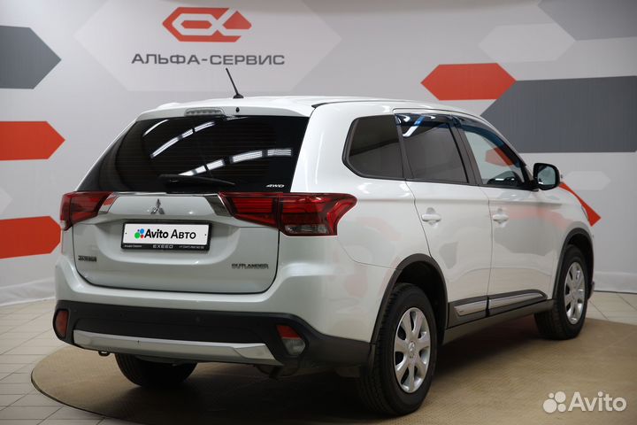 Mitsubishi Outlander 2.0 CVT, 2016, 166 944 км