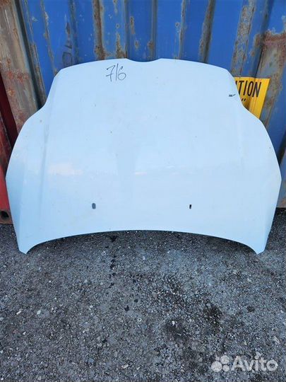 Капот Ford Focus 3 2012