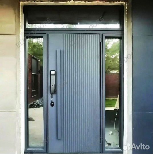 Входная группа для улицы с электронными замком