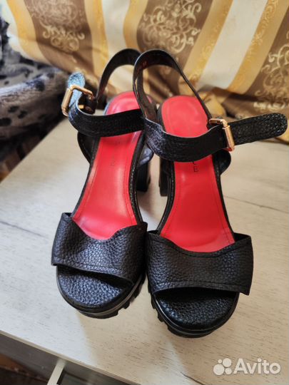 Босоножки женские 36размер